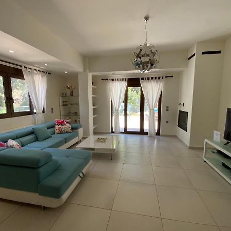 Pura Vida Villa Rodhákinon Buitenkant foto